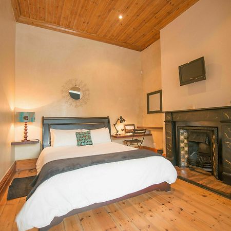 Avatara Bed & Breakfast ケープタウン エクステリア 写真